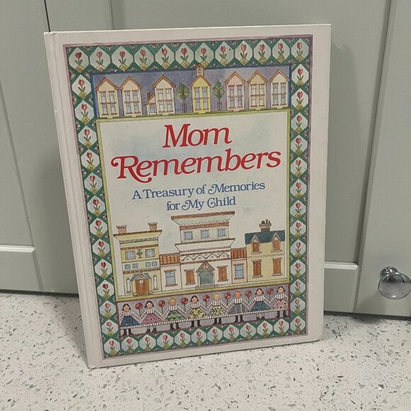 Vintage 90s MOM REMEMBERS Memory Book - Fillable Information About Childhood - Picture 1 of 11